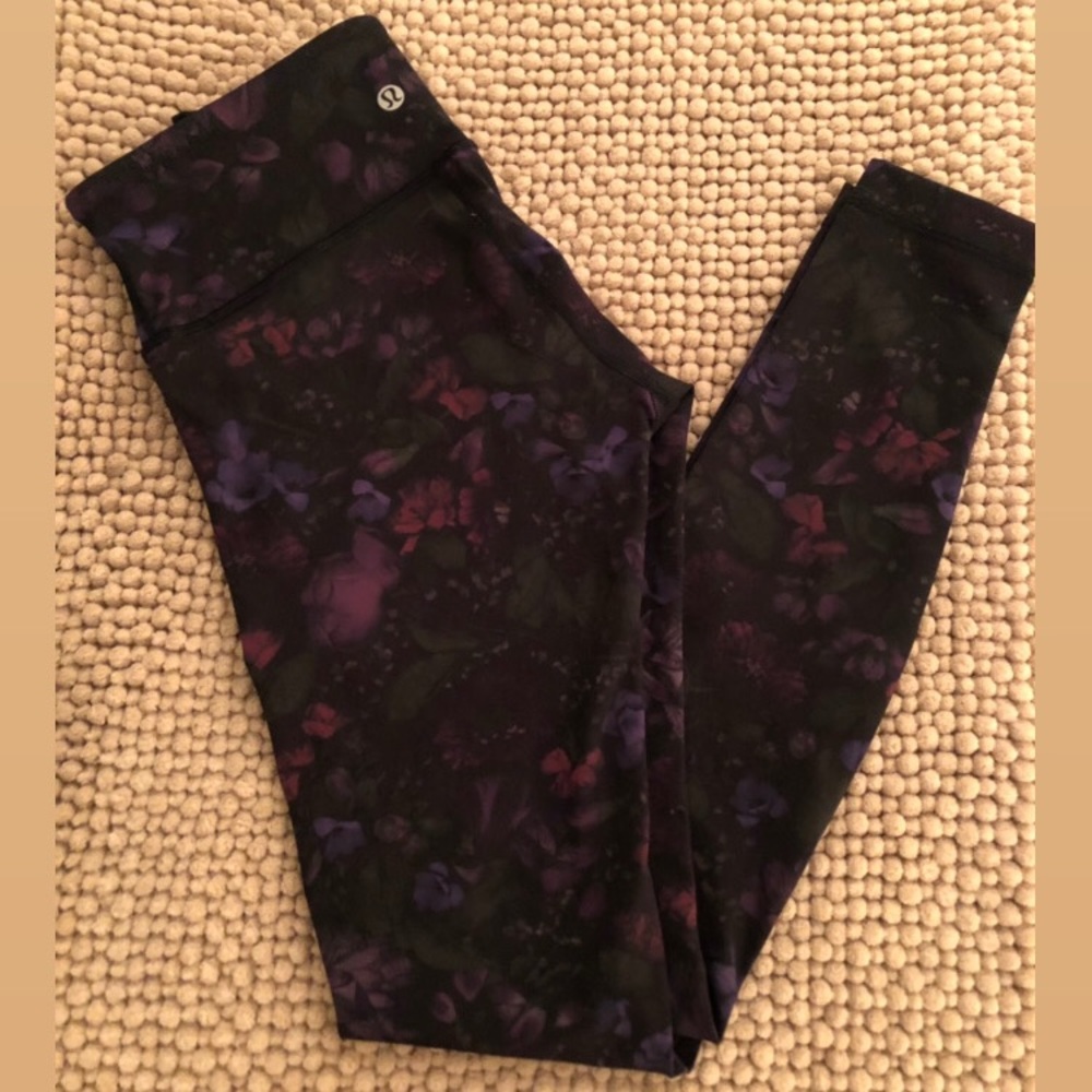 Lululemon Tights/leggings.